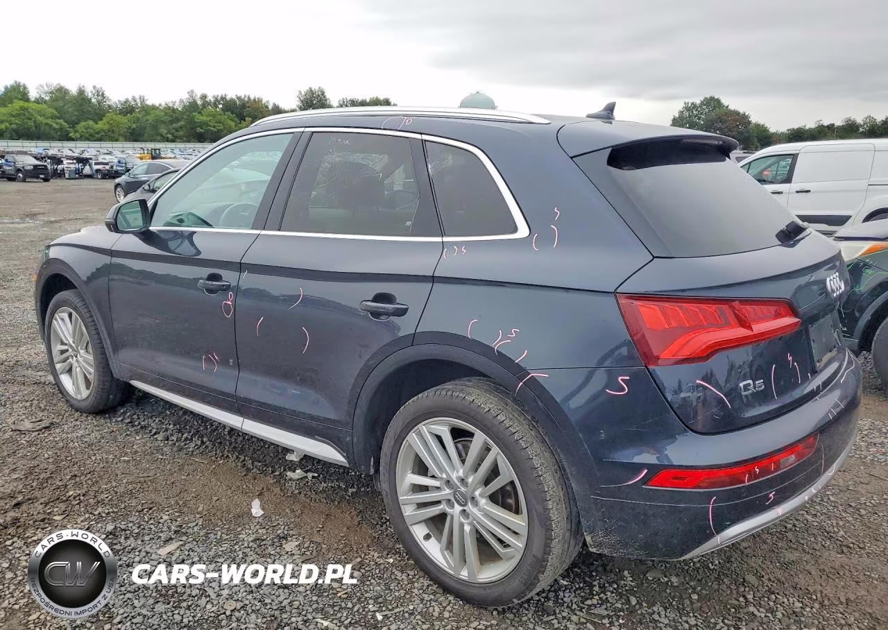 2020 Audi Q5 Premium Plus VIN:WA1BNAFY3L2028696 - 2