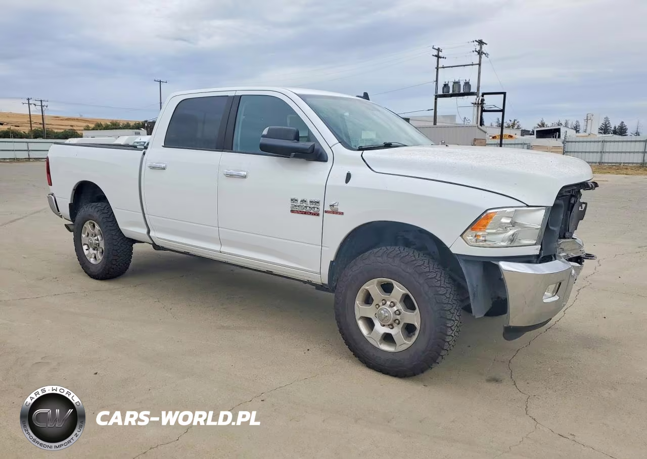 2016 Ram 2500 Slt VIN:3C6UR5DL5GG180968 - 4