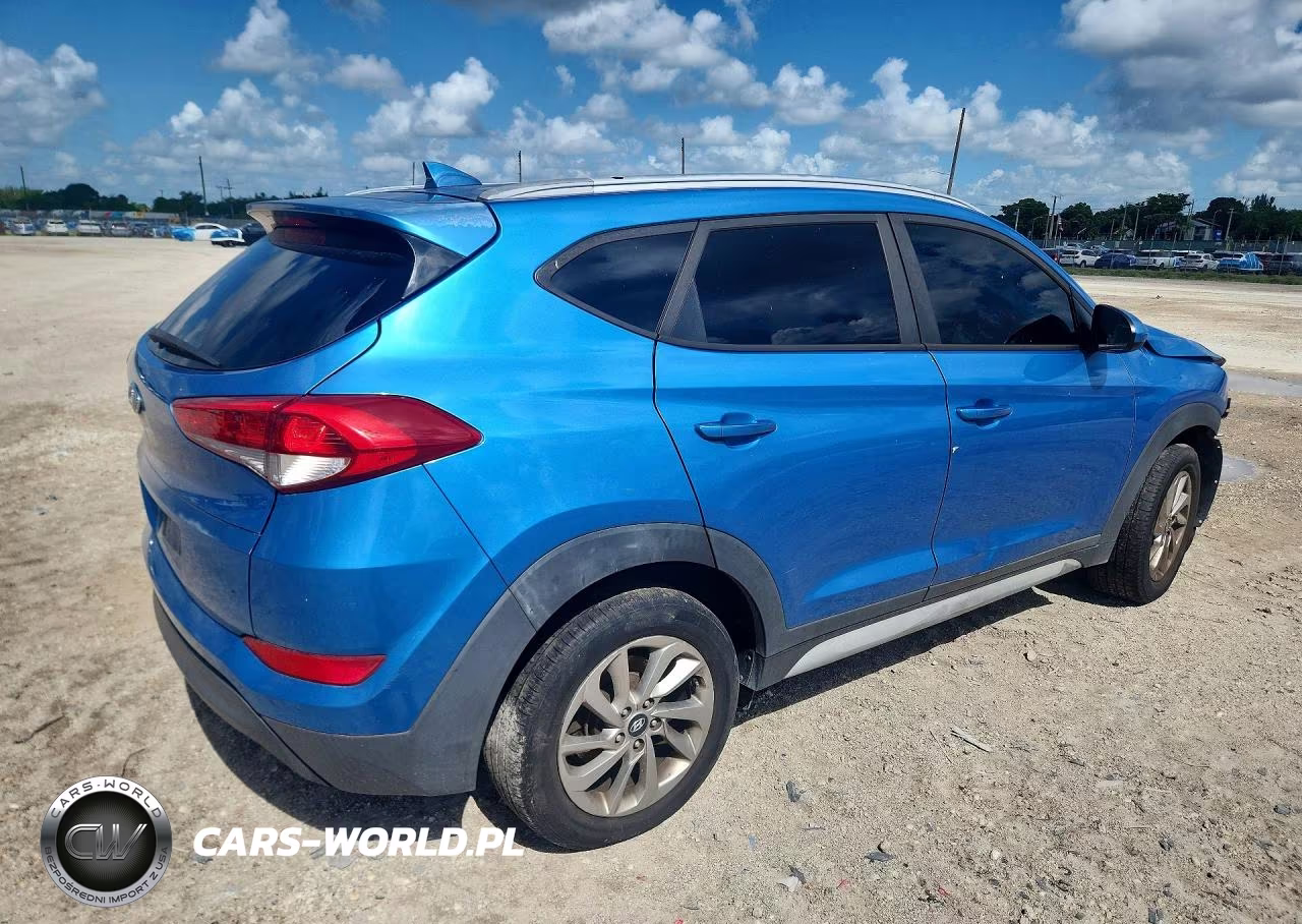 2018 Hyundai Tucson VIN:KM8J33A40JU726686 - 3