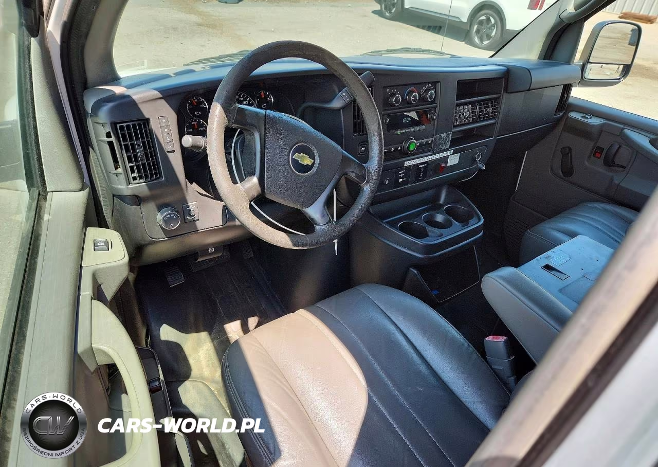 2013 Chevrolet Express G2500 VIN:1GCWGFCA9D1904362 - 8