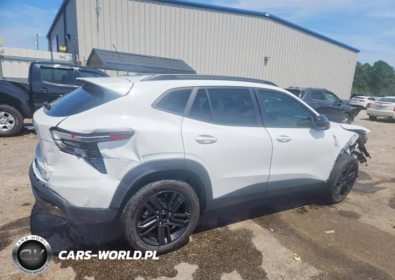 2025 Chevrolet Trax Activ VIN:KL77LKEPXSC025011 - 3