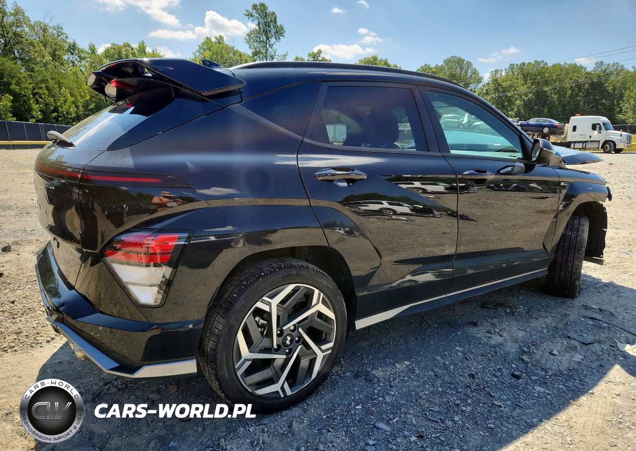 2025 Hyundai Kona N Line S VIN:KM8HBCA37SU199627 - 3