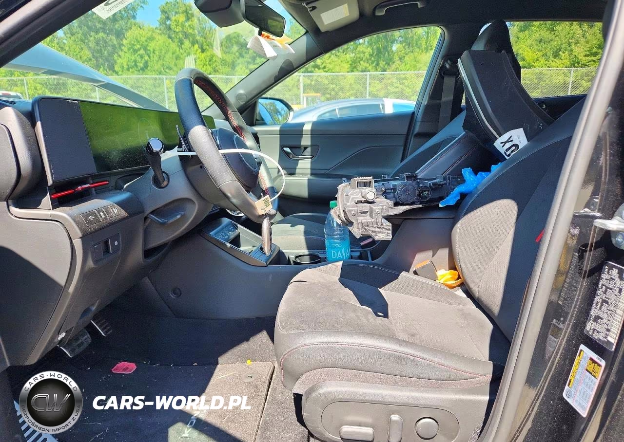 2025 Hyundai Kona N Line S VIN:KM8HBCA37SU199627 - 7