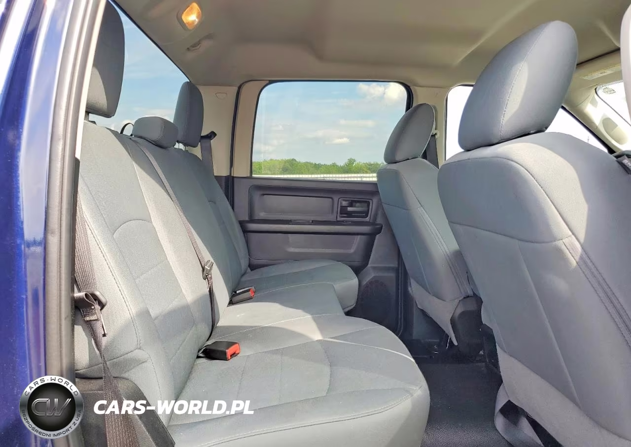 2018 Ram 2500 St VIN:3C6UR5CL0JG160412 - 10