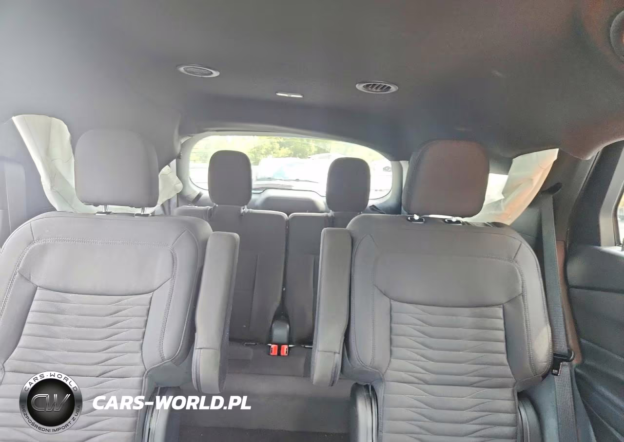 2020 Ford Explorer Xlt VIN:1FMSK8DH4LGA87961 - 10