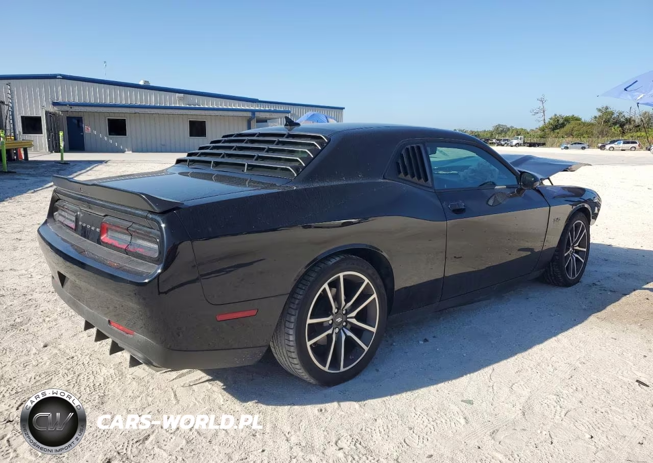 2023 Dodge Challenger R-T VIN:2C3CDZBT4PH621264 - 3