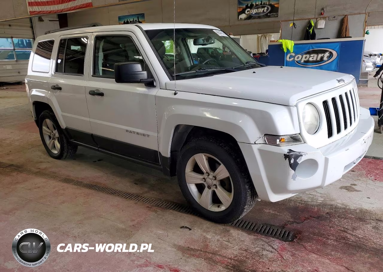 2016 Jeep Patriot Sport VIN:1C4NJPBA6GD636636 - 4