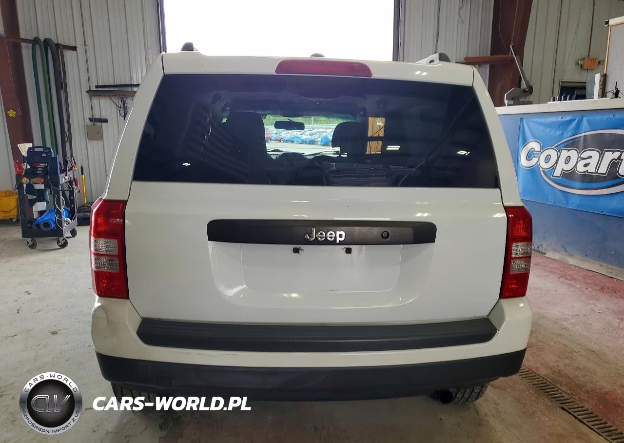 2016 Jeep Patriot Sport VIN:1C4NJPBA6GD636636 - 6