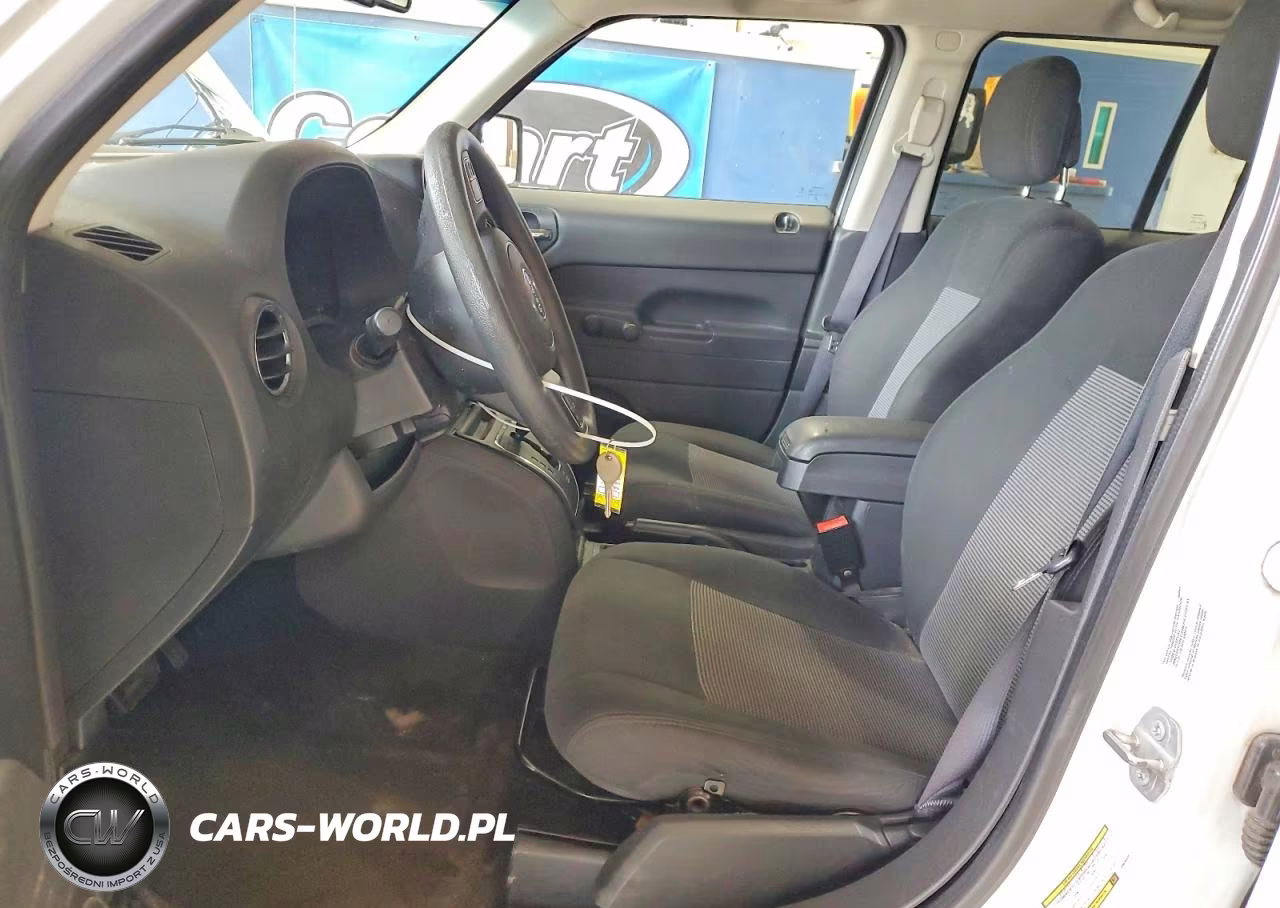 2016 Jeep Patriot Sport VIN:1C4NJPBA6GD636636 - 7