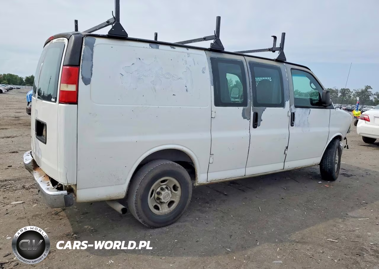 2007 Chevrolet Express G25 VIN:1GCGG25V371232283 - 3