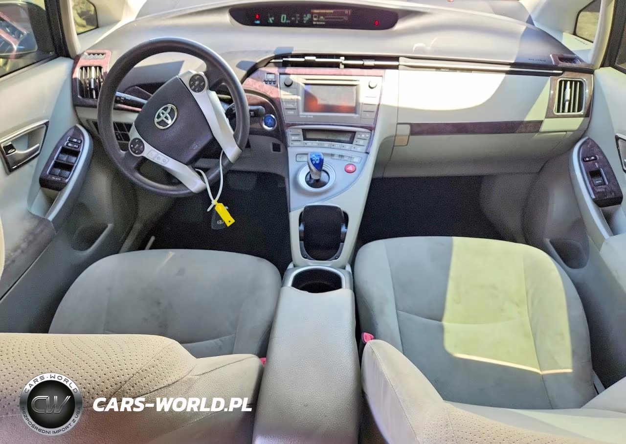 2012 Toyota Prius Three VIN:JTDKN3DU3C5443694 - 8