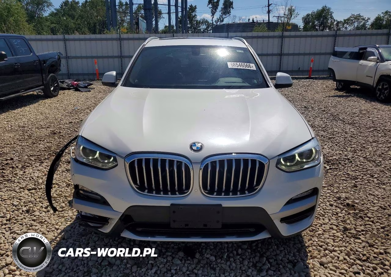 2018 BMW X3 xDrive30I VIN:5UXTR9C59JLC81232 - 5