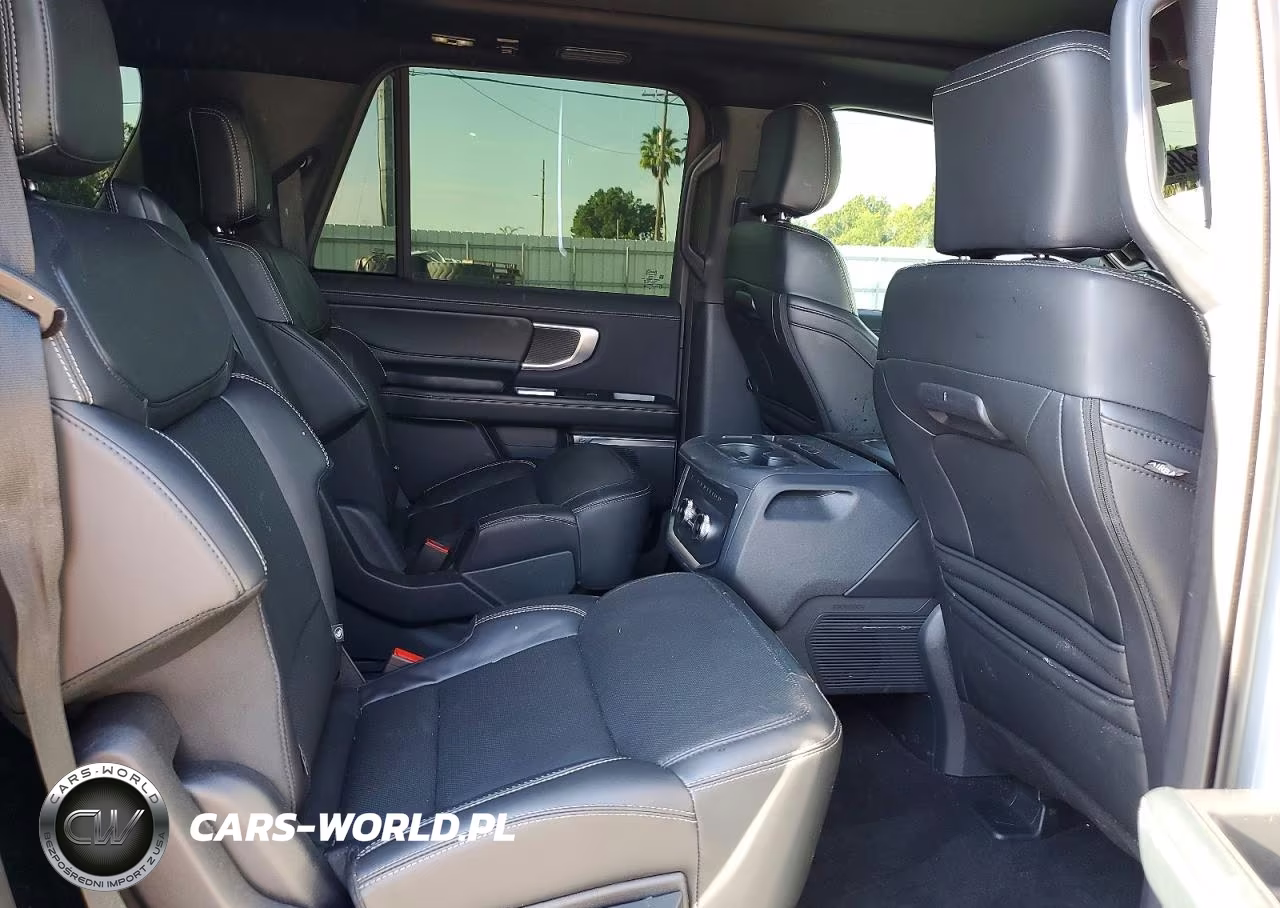 2025 Ford Expedition Max Platinum VIN:1FMJK1M81SEA06055 - 11