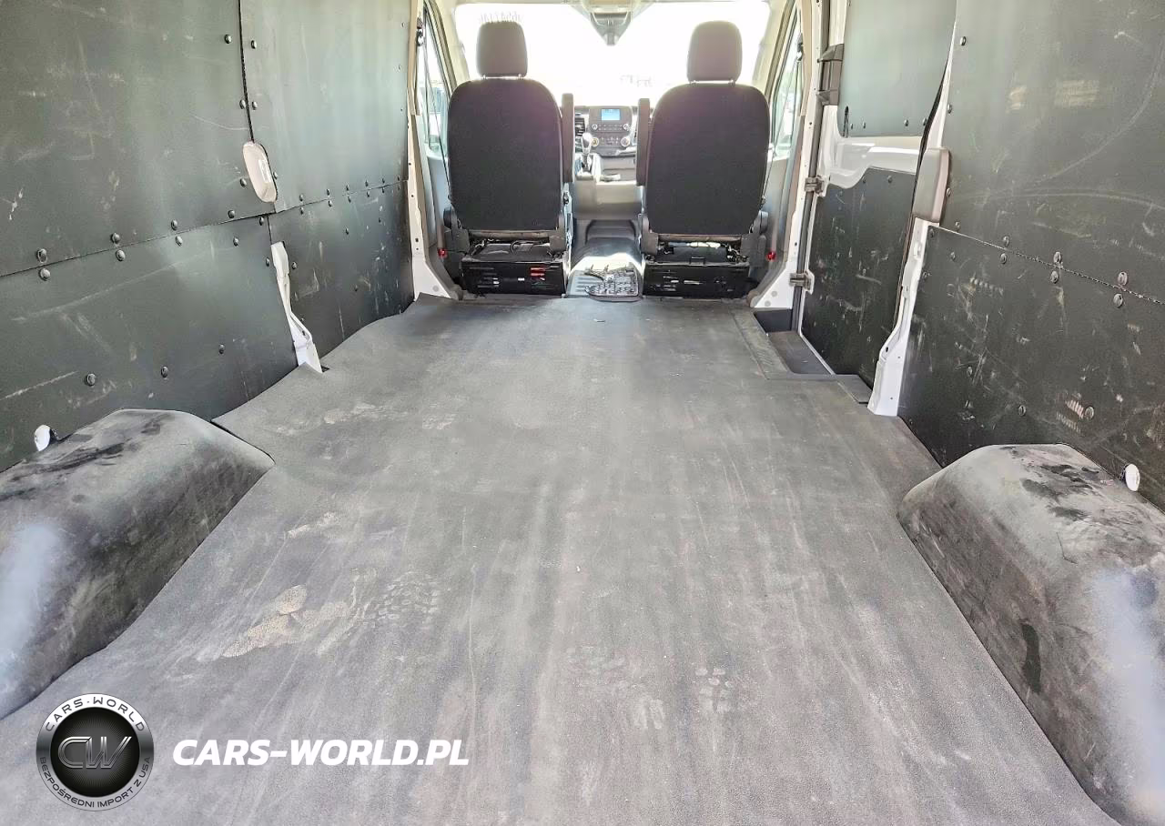 2024 Ford Transit T-250 Van VIN:1FTBR1C8XRKB33047 - 10