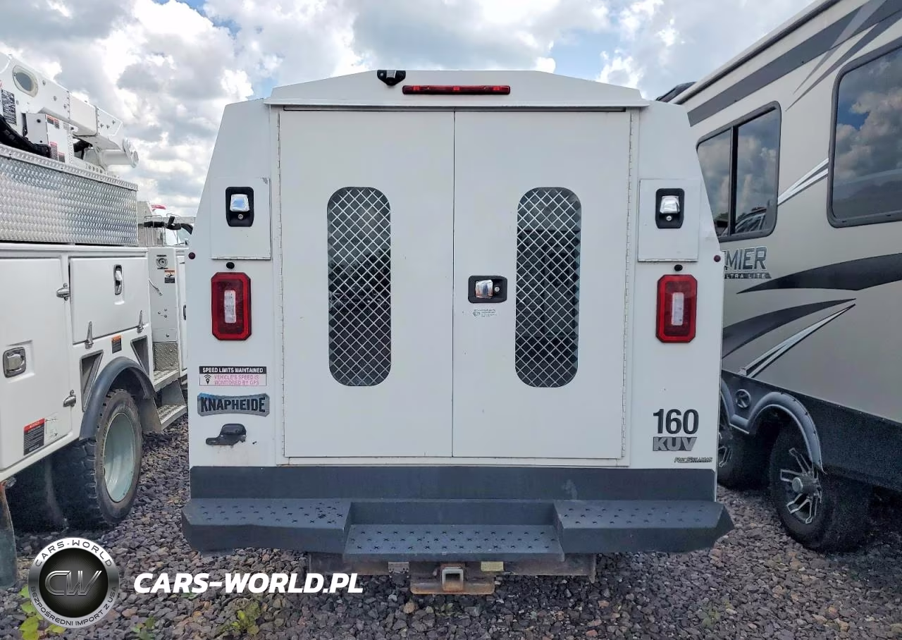 2019 GMC Savana Cutaway G3500 VIN:7GZ07RFGXKN000665 - 11