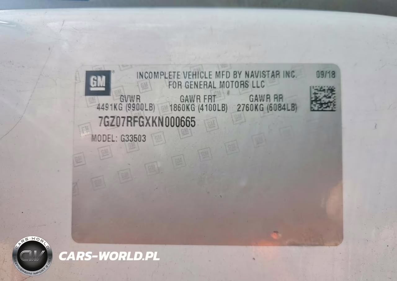 2019 GMC Savana Cutaway G3500 VIN:7GZ07RFGXKN000665 - 13