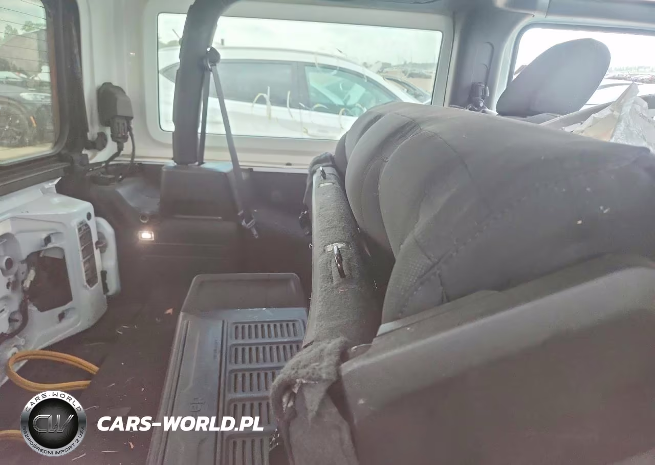 2021 Jeep Wrangler Sport VIN:1C4GJXAN8MW546286 - 10