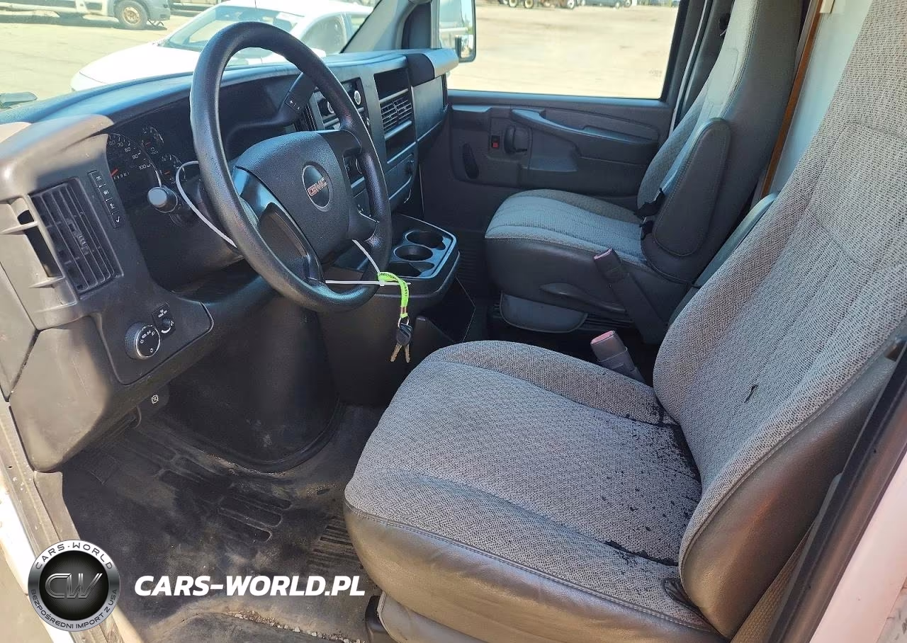 2014 GMC Savana Cutaway G3500 VIN:1GD374CG3E1174845 - 7
