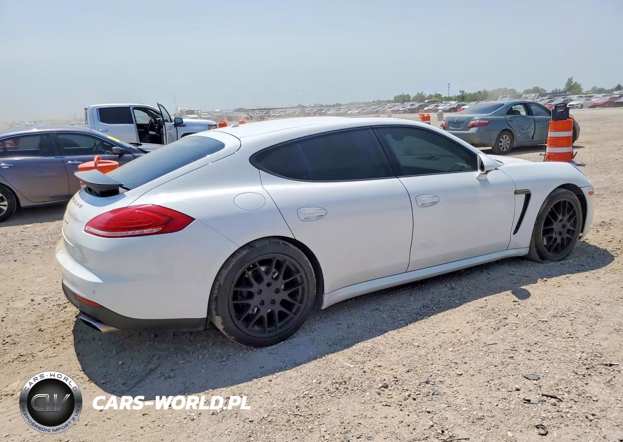2015 Porsche Panamera 2 VIN:WP0AA2A77FL000528 - 3