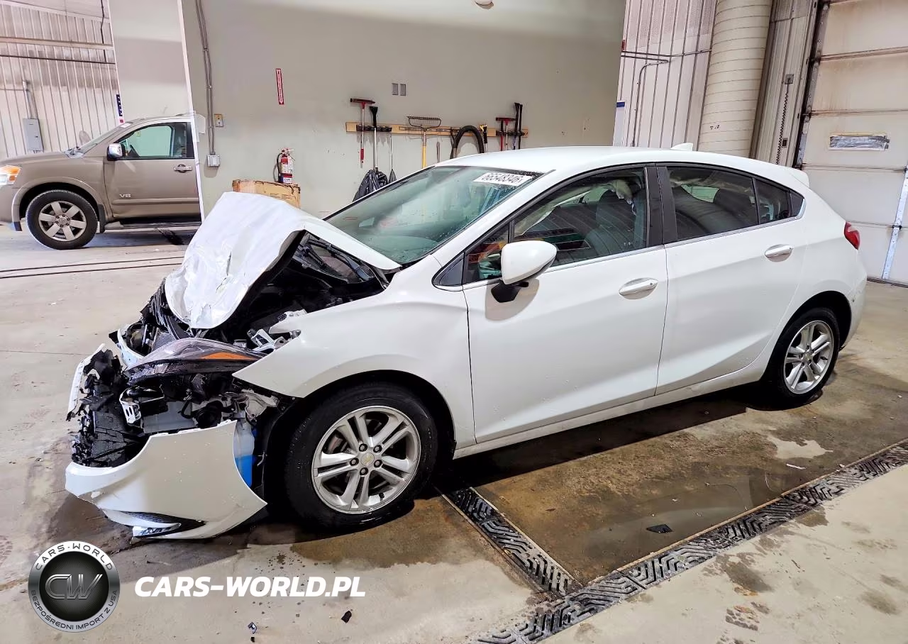 2018 Chevrolet Cruze Lt – zdjęcie 1 z 12