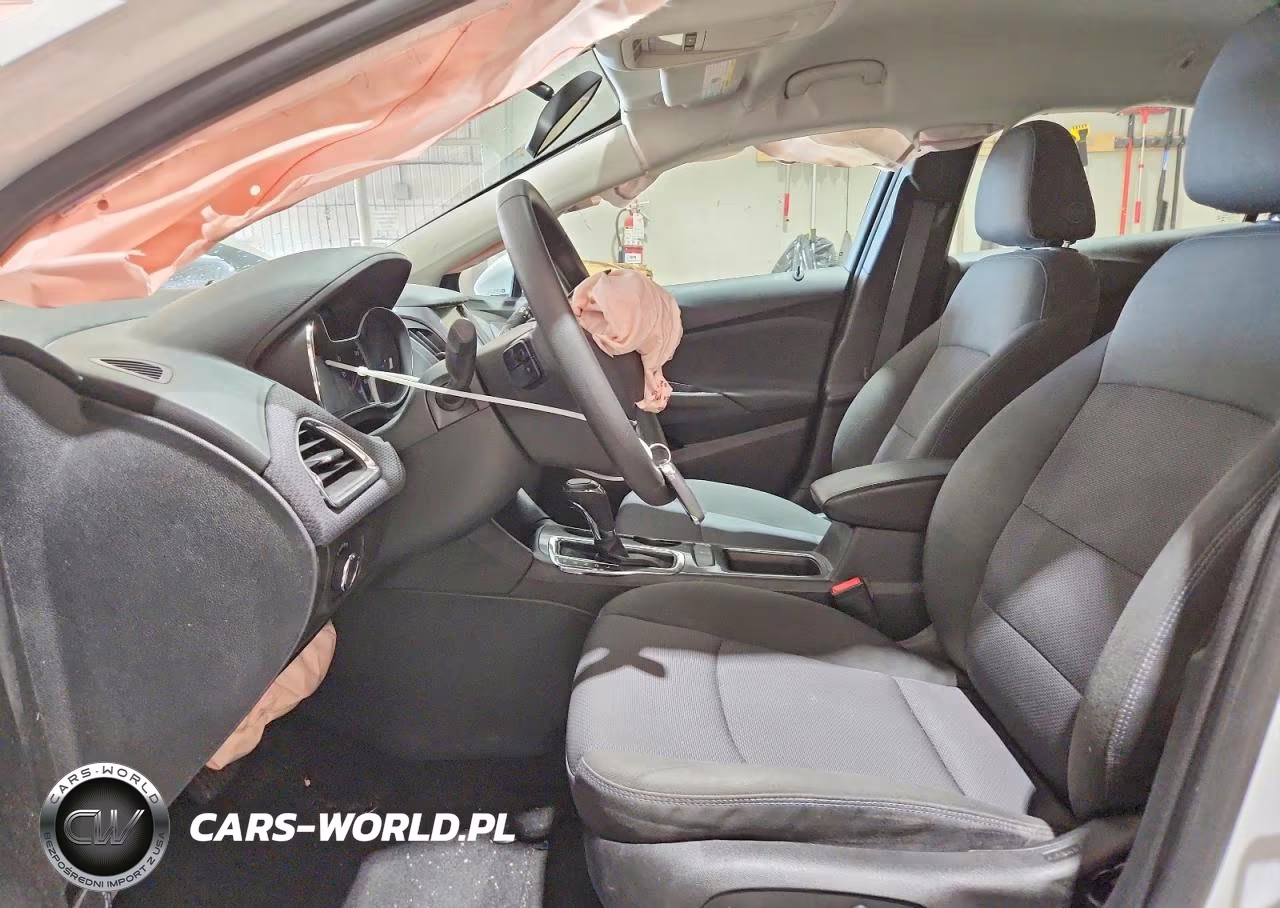 2018 Chevrolet Cruze Lt VIN:3G1BE6SM8JS606324 - 7
