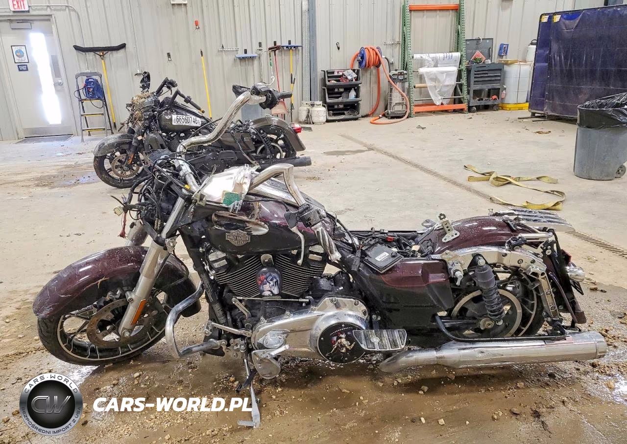 2022 Harley-Davidson Flhxs VIN:1HD1KRP21NB606363 - 3