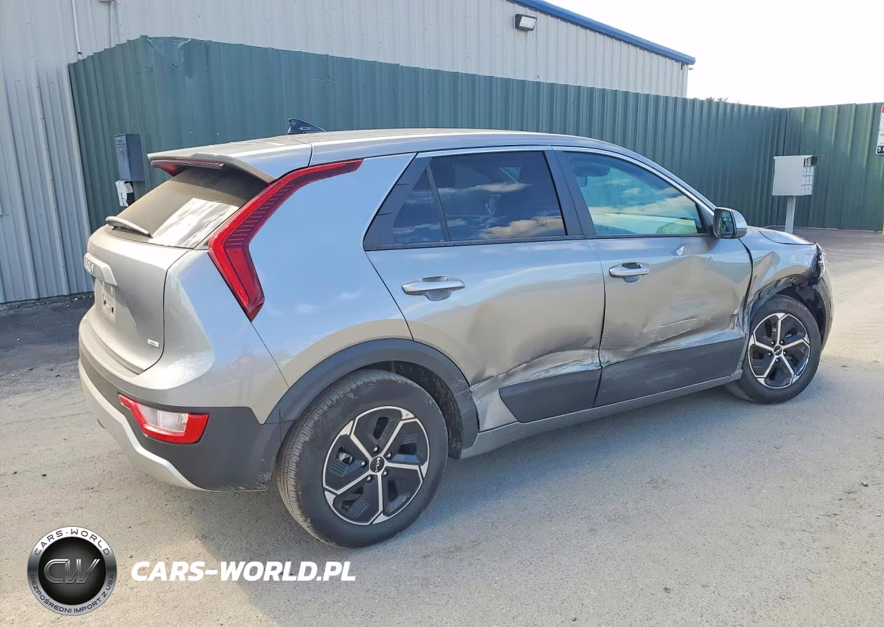 2026 Kia Niro Lx VIN:KNDCP3LE3T5337142 - 3
