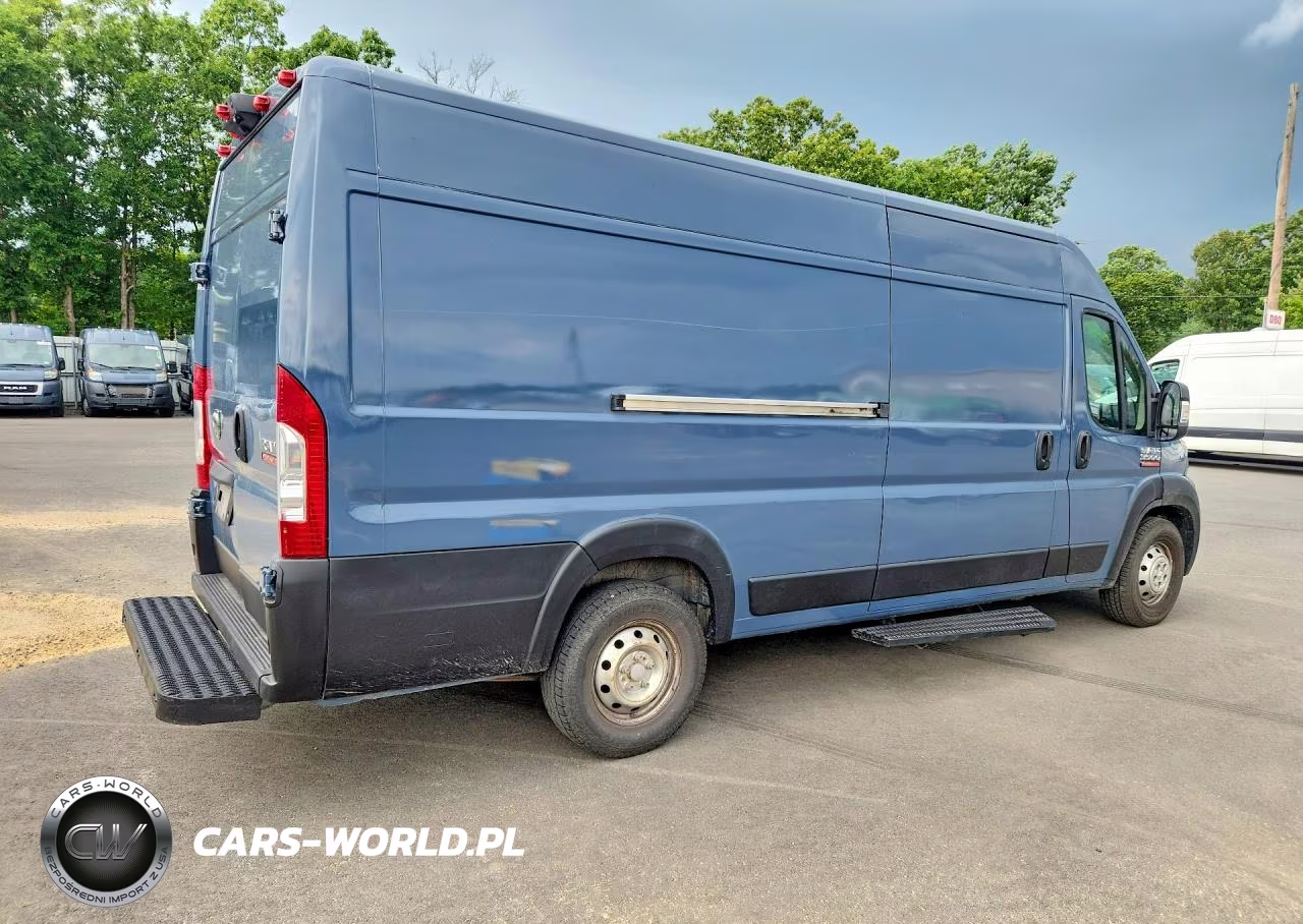 2020 Ram Promaster 3500 Delivery Van VIN:3C6URVJG7LE139917 - 3