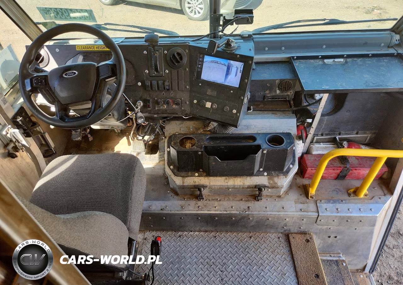 2020 Ford F59 Delivery Truck VIN:1F65F5KN4L0A11715 - 8