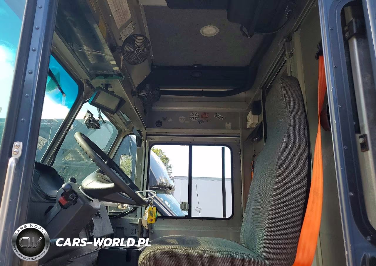 2020 Freightliner Mt45G Chassis Delivery Truck VIN:4UZAC2EA7LCMH6068 - 7