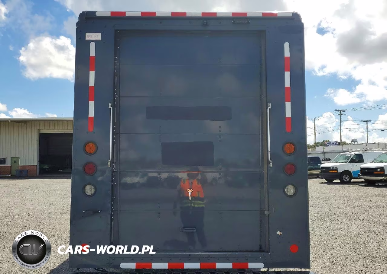 2021 Ford F59 Delivery Truck VIN:1F65F5KN8M0A04719 - 6