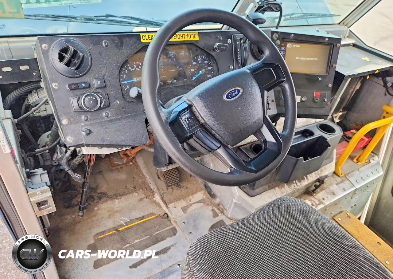 2021 Ford F59 Delivery Truck VIN:1F65F5KN7M0A04923 - 8