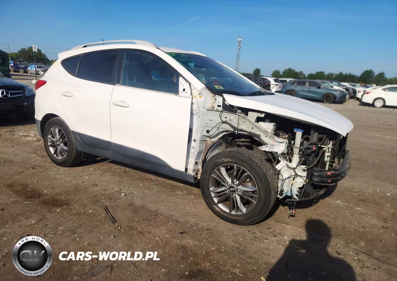 2015 Hyundai Tucson Se VIN:KM8JU3AG4FU089140 - 4