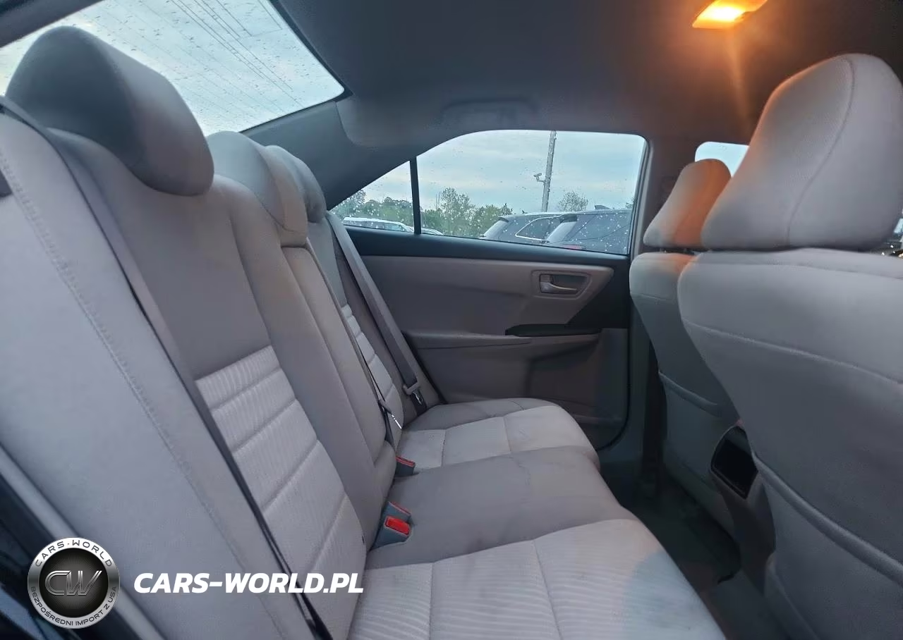 2017 Toyota Camry Le VIN:4T1BF1FK9HU642464 - 10