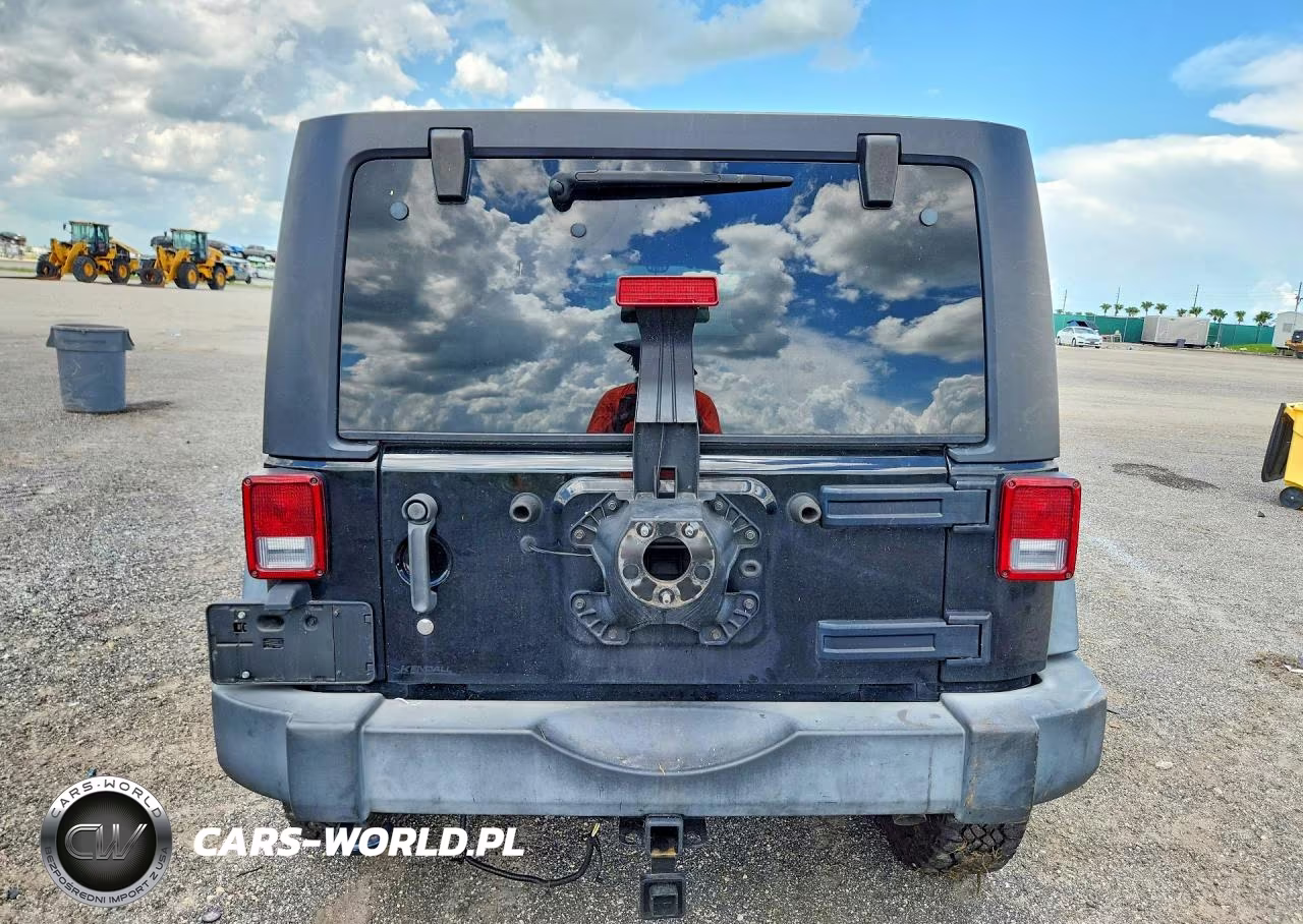 2017 Jeep Wrangler Unlimited Sport VIN:1C4BJWDG6HL634651 - 6