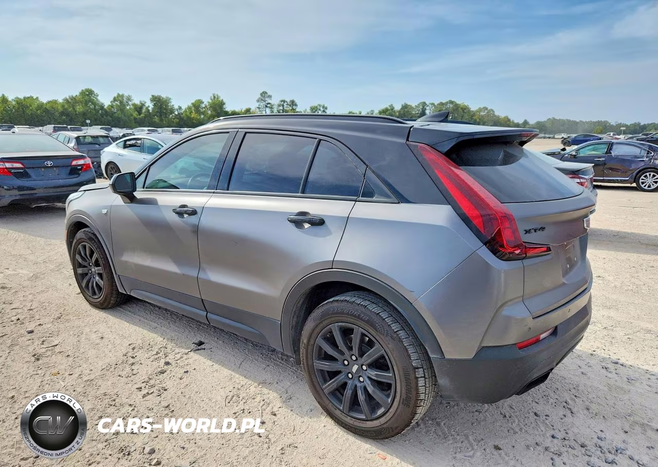2023 Cadillac Xt4 Luxury VIN:1GYAZAR46PF136348 - 2
