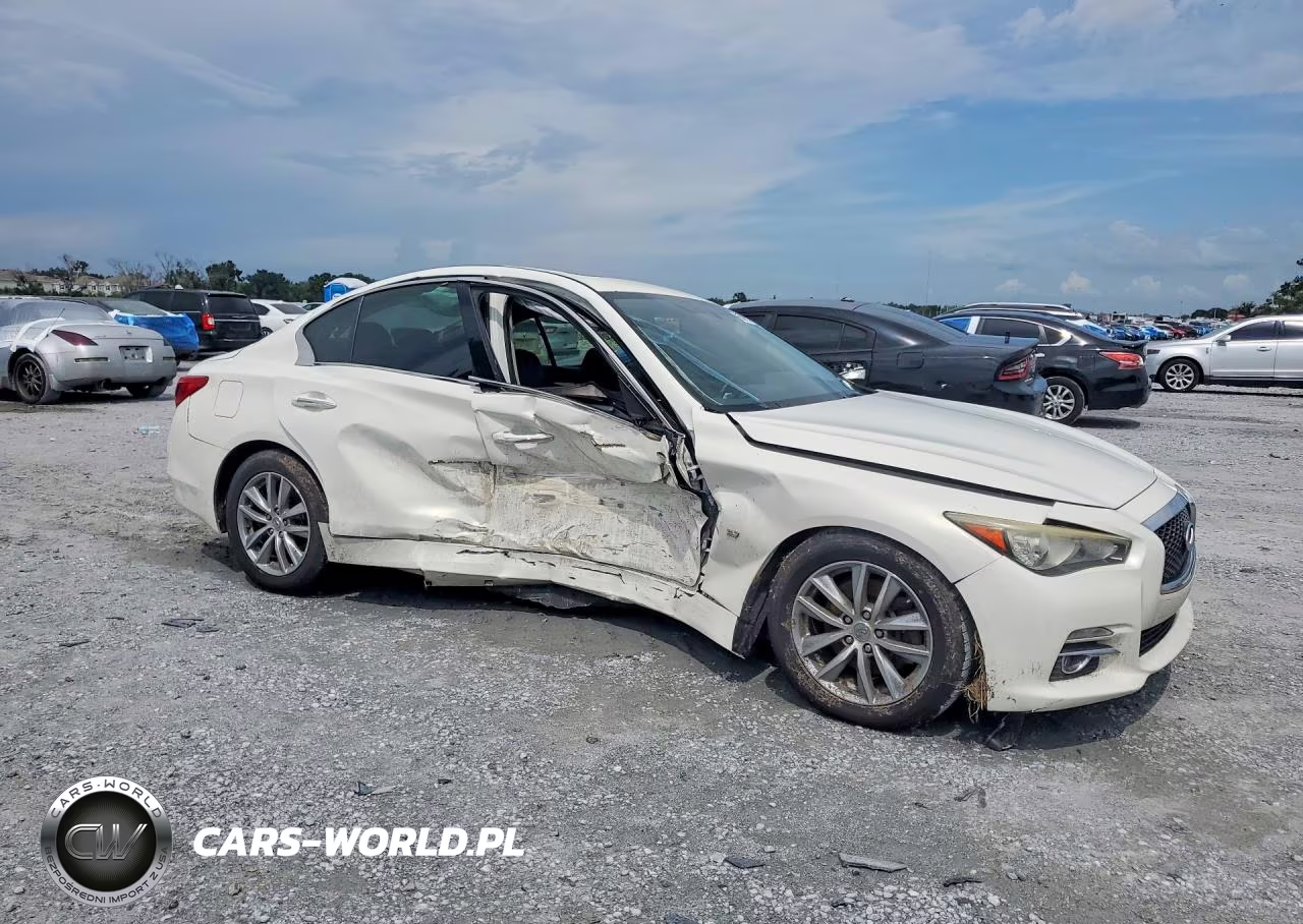 2015 Infiniti Q50 Premium VIN:JN1BV7AP7FM333850 - 4