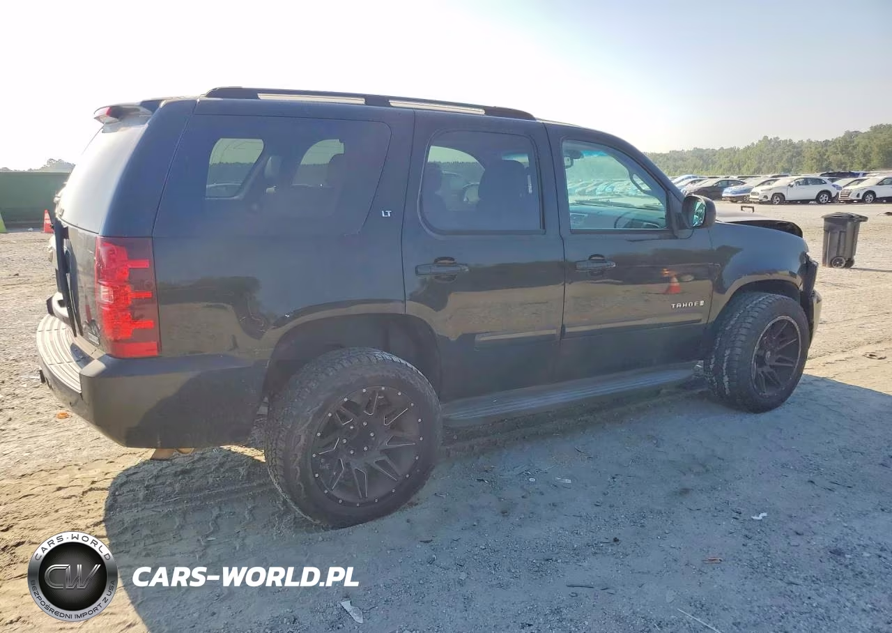2007 Chevrolet Tahoe C1500 VIN:1GNFC13087R295414 - 3
