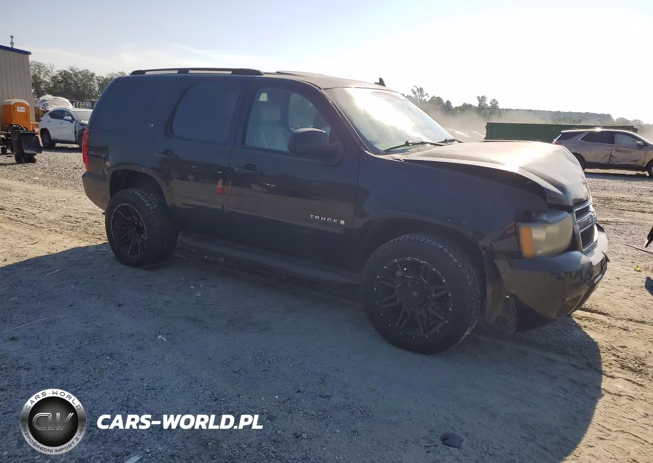 2007 Chevrolet Tahoe C1500 VIN:1GNFC13087R295414 - 4