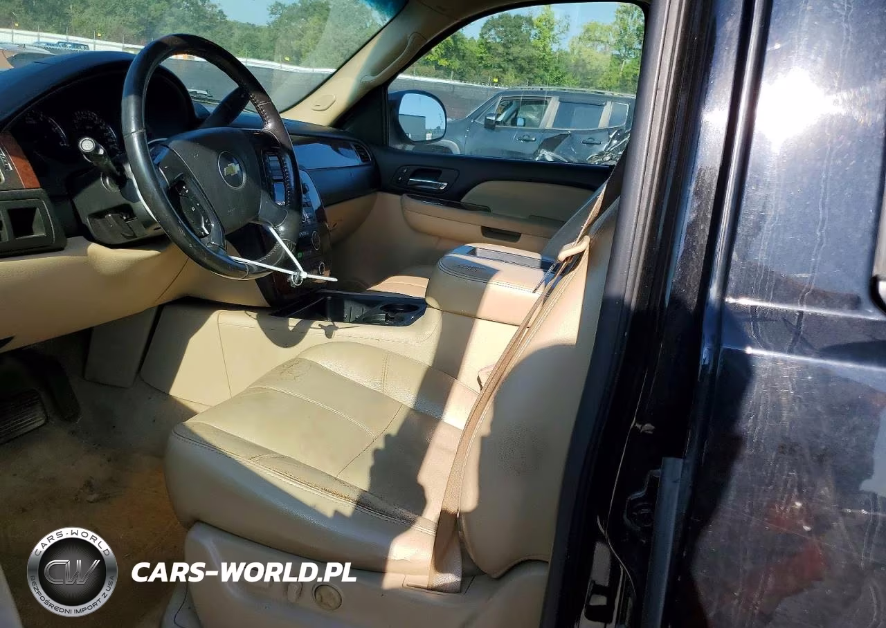 2007 Chevrolet Tahoe C1500 VIN:1GNFC13087R295414 - 7