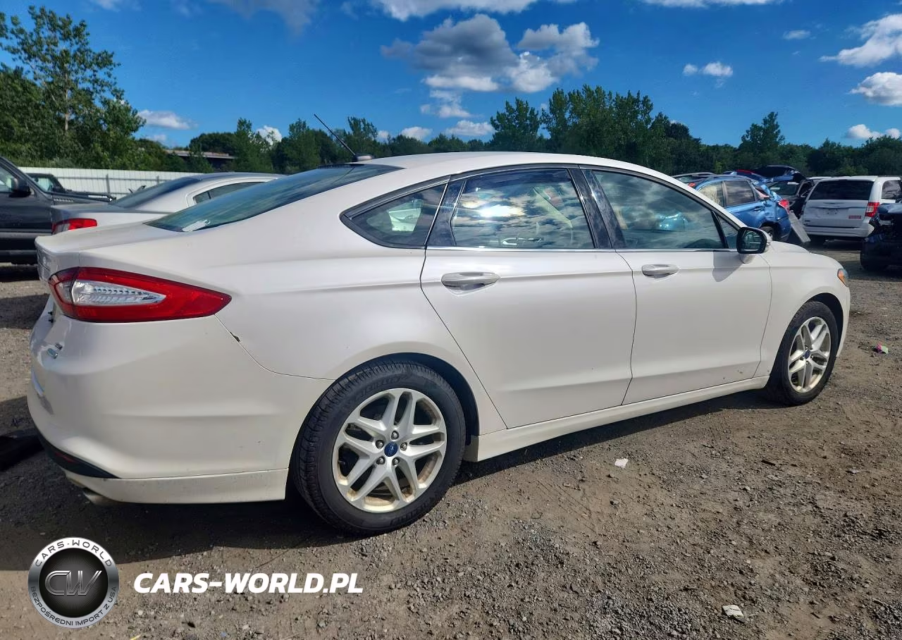 2013 Ford Fusion Se VIN:3FA6P0HR8DR315472 - 3