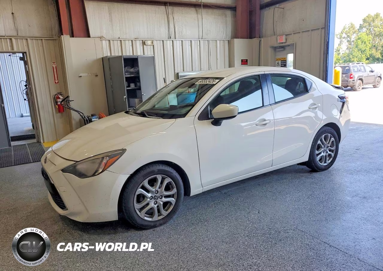 2018 Toyota Yaris Ia Base VIN:3MYDLBYV0JY310159 - 1