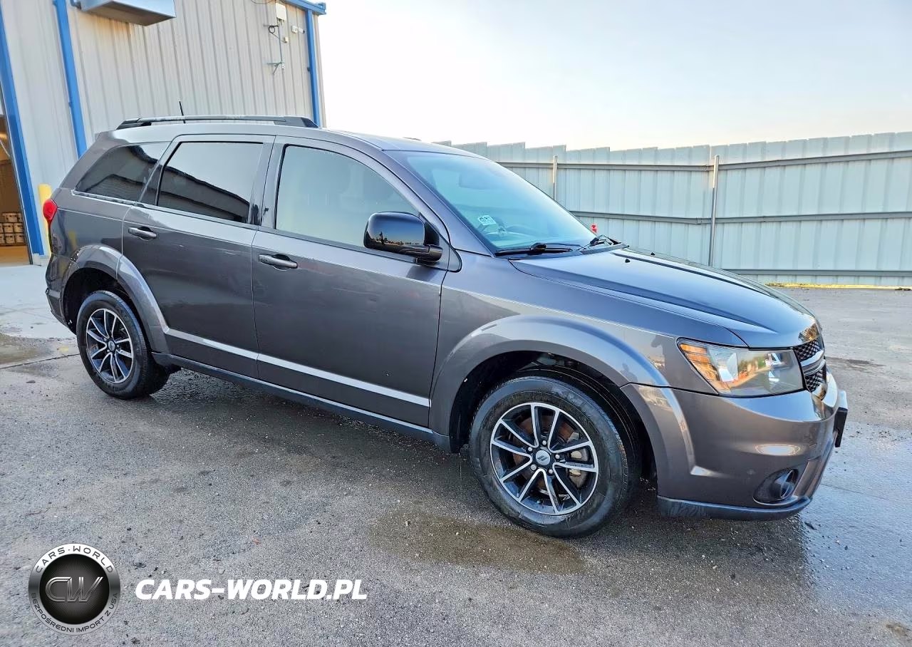 2018 Dodge Journey Sxt VIN:3C4PDCBG1JT522607 - 4