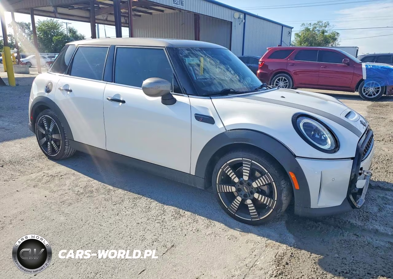 2024 Mini Cooper S VIN:WMW53DK0XR2U46365 - 4
