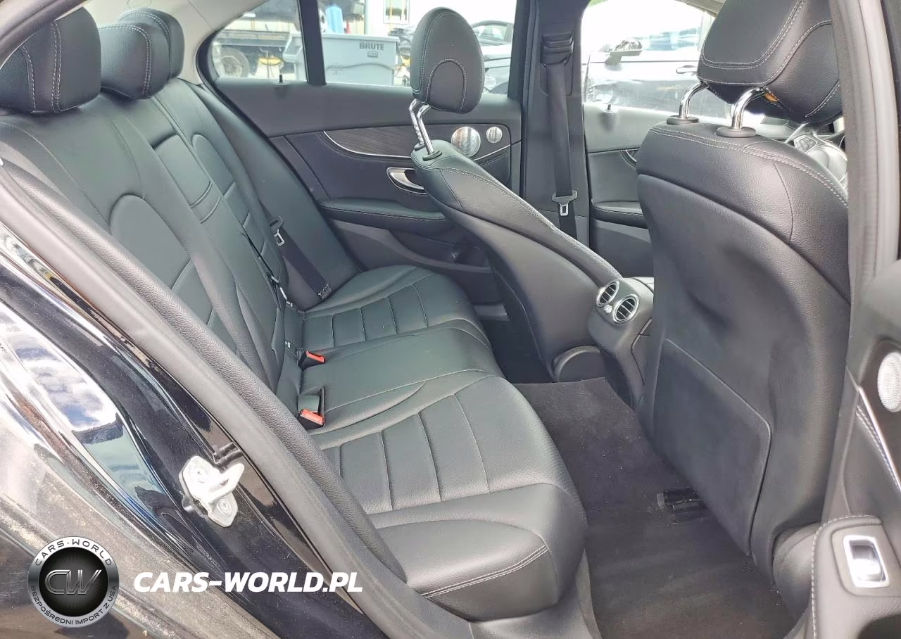 2015 Mercedes-Benz C 300 4Matic VIN:55SWF4KB0FU085011 - 10
