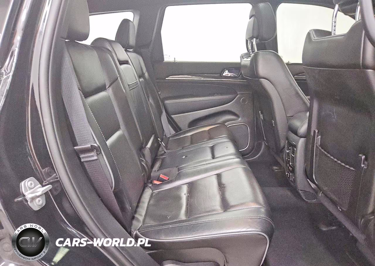 2019 Jeep Grand Cherokee Overland VIN:1C4RJFCG2KC715024 - 10