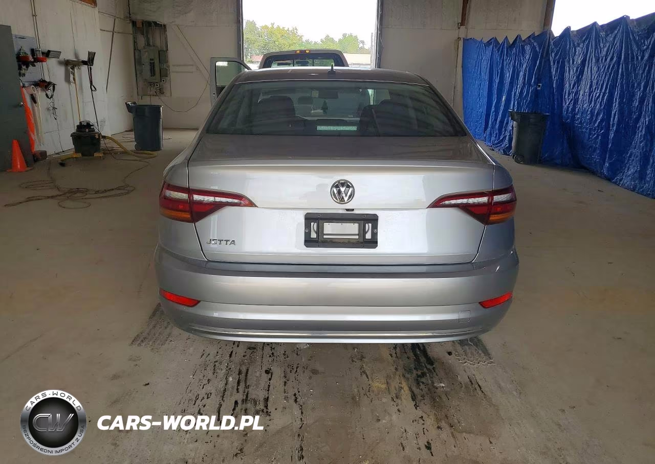 2019 Volkswagen Jetta S VIN:3VWC57BU8KM199075 - 6