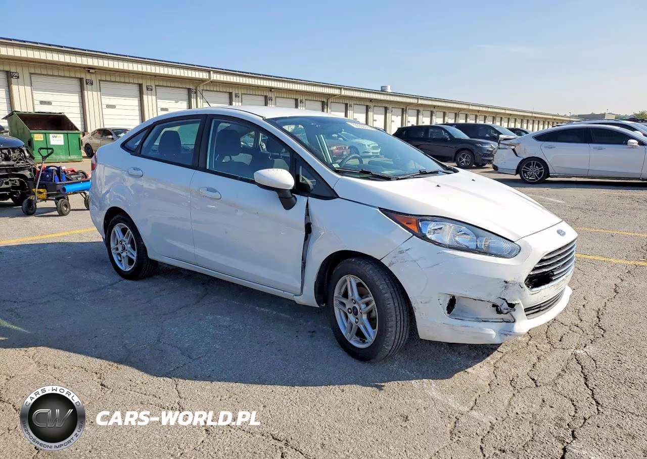 2017 Ford Fiesta Se VIN:3FADP4BJ6HM135380 - 4
