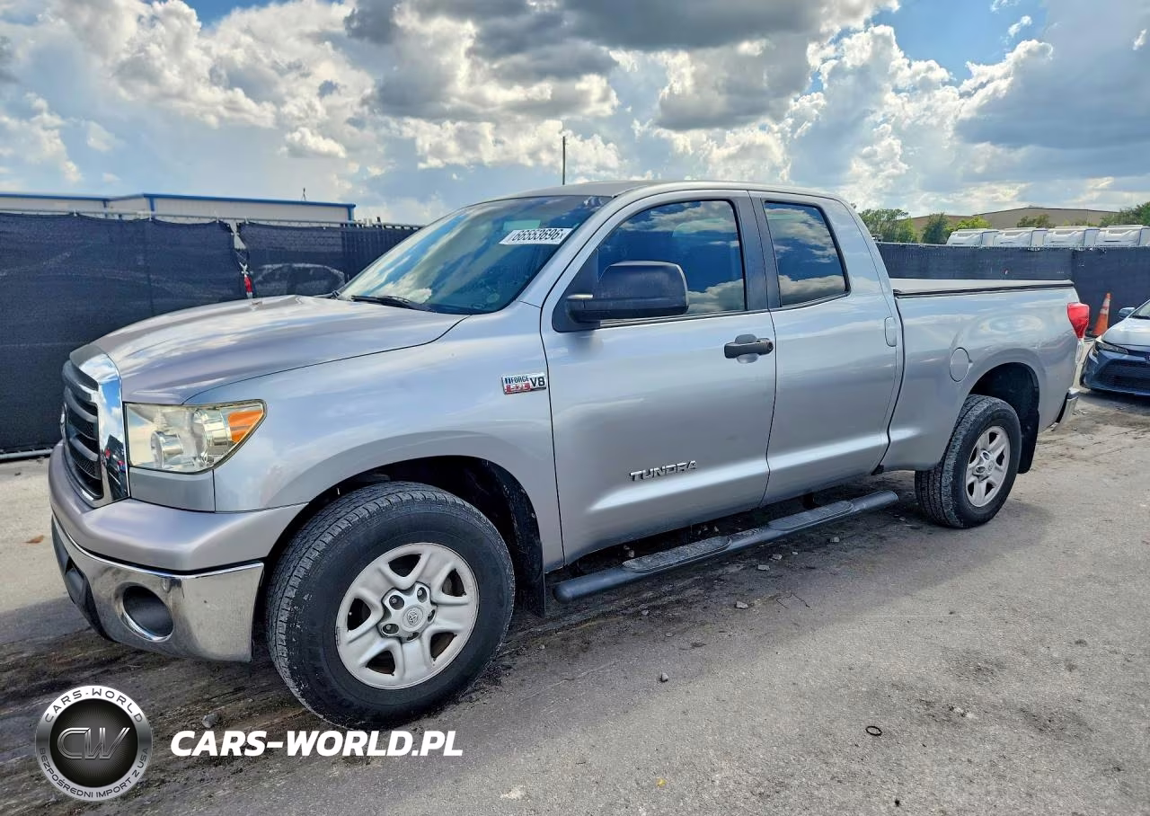 2010 Toyota Tundra Double Cab Sr5 – zdjęcie 1 z 12