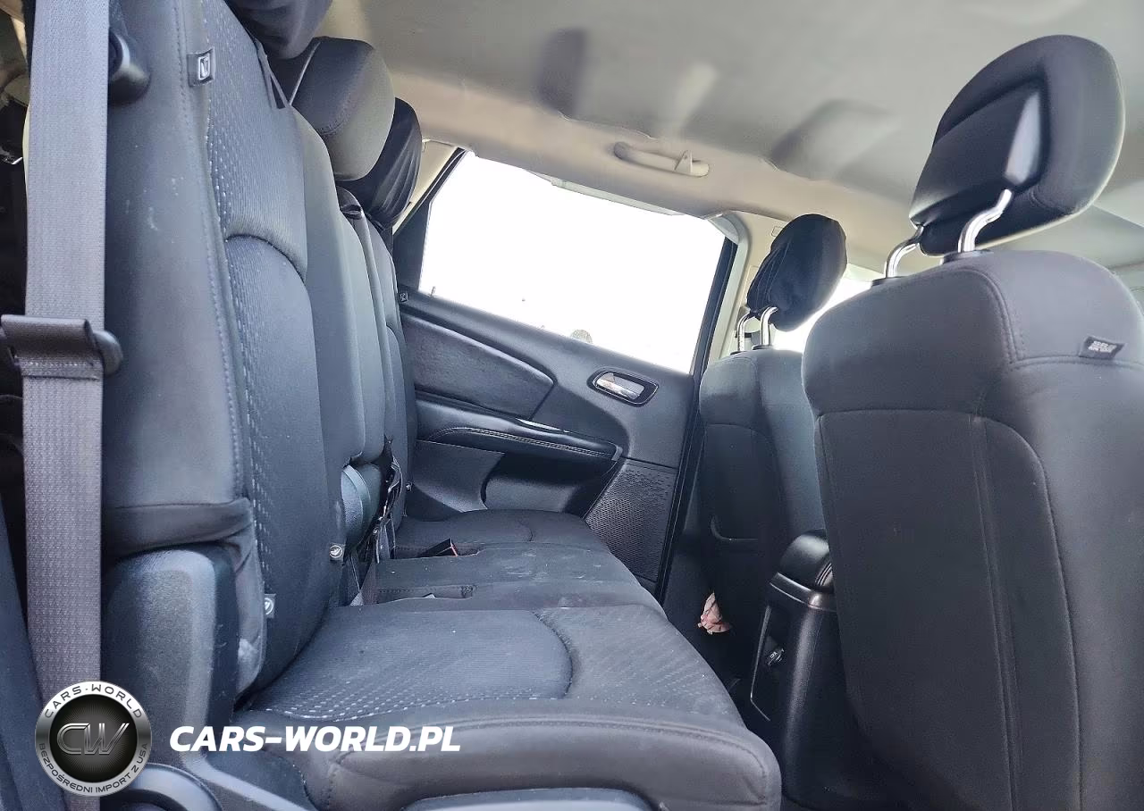 2018 Dodge Journey Se VIN:3C4PDCAB7JT519815 - 10